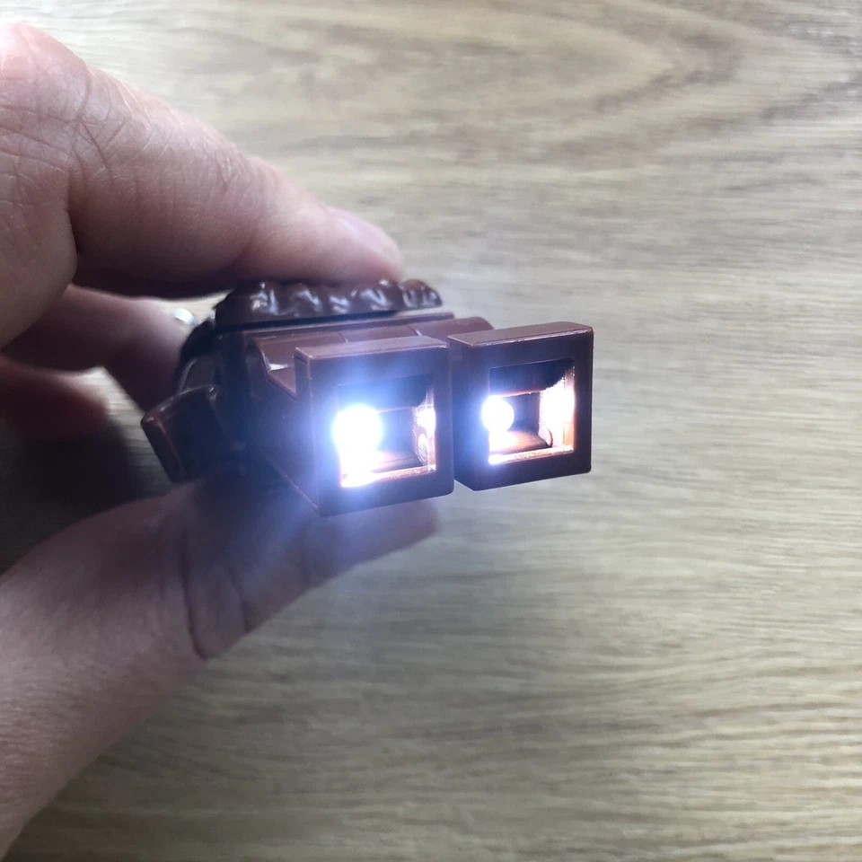 Lego Star Wars Chewbacca Keyring Key Light Torch, Brand New Without Box 203 - Image 3 of 3