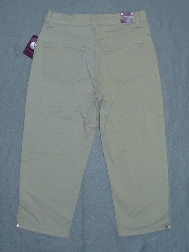 NWT Women's Gloria Vanderbilt Amanda Denim Capris - U Pick - New Added 3/23/25 - Picture 23 of 49