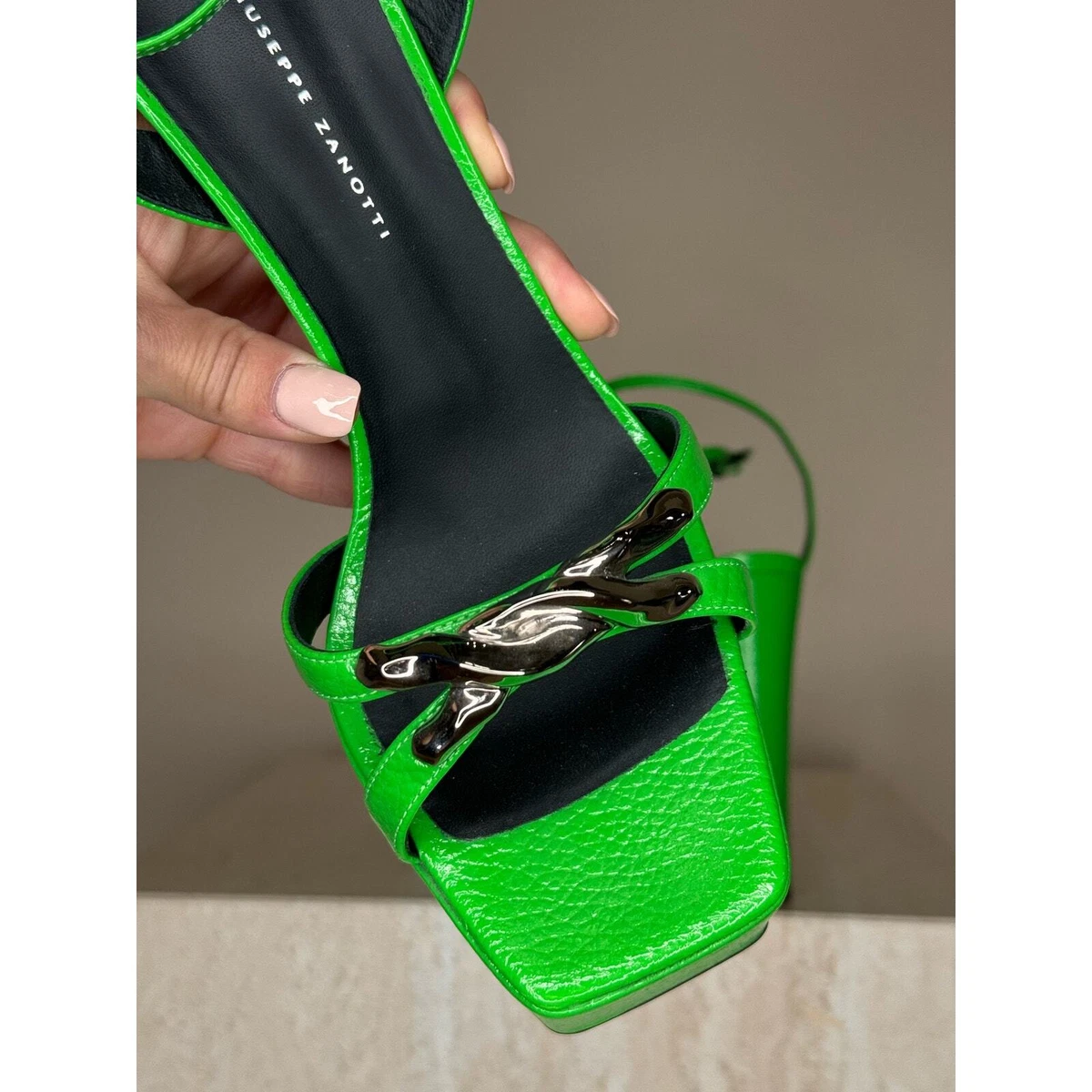 Escarpins Giuseppe Zanotti En Daim Vert - Taille 40, Occasion état Correct 6/10