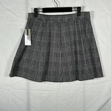JOLT Woman's Checkered Flare Mini Gray Skirt Size Large NEW