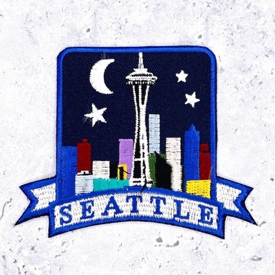 Vintage Seattle Patch   Space Needle Skyline Souvenir   Iron-On NOS