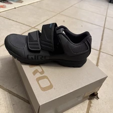Giro Berm Women's Mountain Bike Shoes Size EU 41 - Gray - NIB