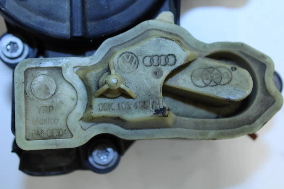 Volkswagen Jetta Sport 2014-2018 1,8 L motor cárter válvula ventilación separador de aceite Foto 2 de 4