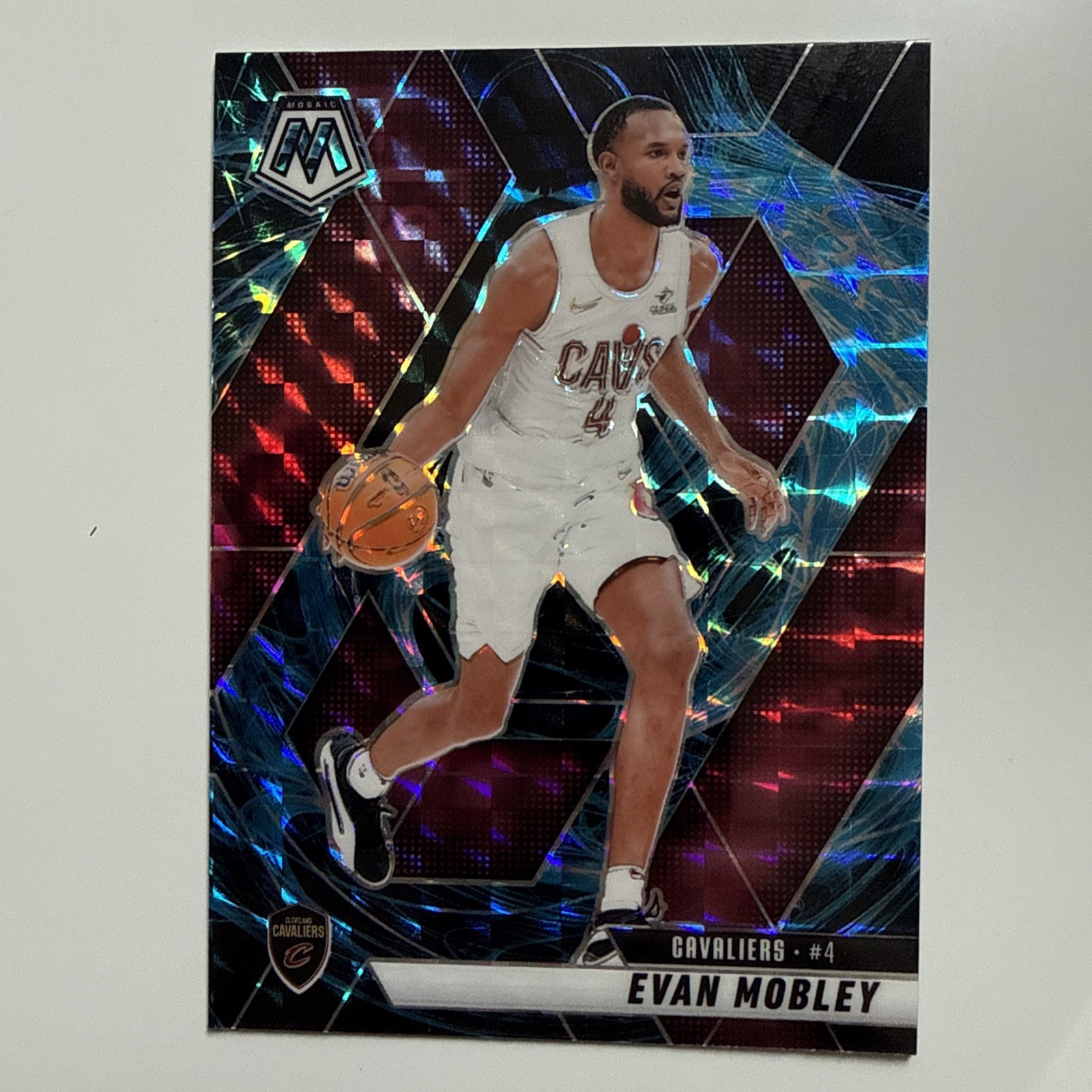 2024-25 Panini Mosaic Evan Mobley #133 Case Hit Genesis Mosaic Prizm ***SP ***
