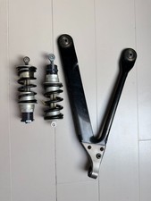 Original 2003 Jaguar R2/R4 Heck Carbon Querlenker und Höhenfeder Satz - Formel 1