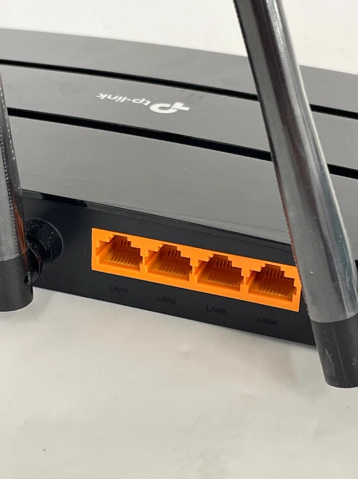 TP-Link AC1900 Smart WiFi Router (Archer A8)*READ* - Image 3 of 4