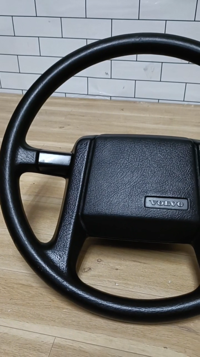 Volvo 740 760 GLE Turbo Black Steering Wheel Assembly Genuine OEM