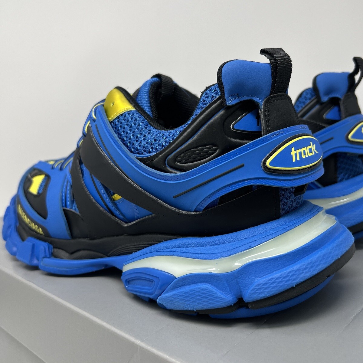 Balenciaga Track LED Men display picture 1