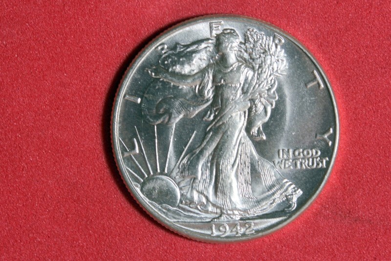 ESTATE FIND 1942 - P Walking Liberty Silver Half Dollar!!  #N06250