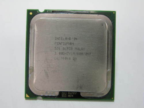 CPU Intel Pentium 4 3,00 ghz/1m/800/04A L510B055  - Foto 1 di 1