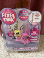 Pixel Chix Diva Queen Girl Roommate Friend for Roomies House Toy New Sealed 2007