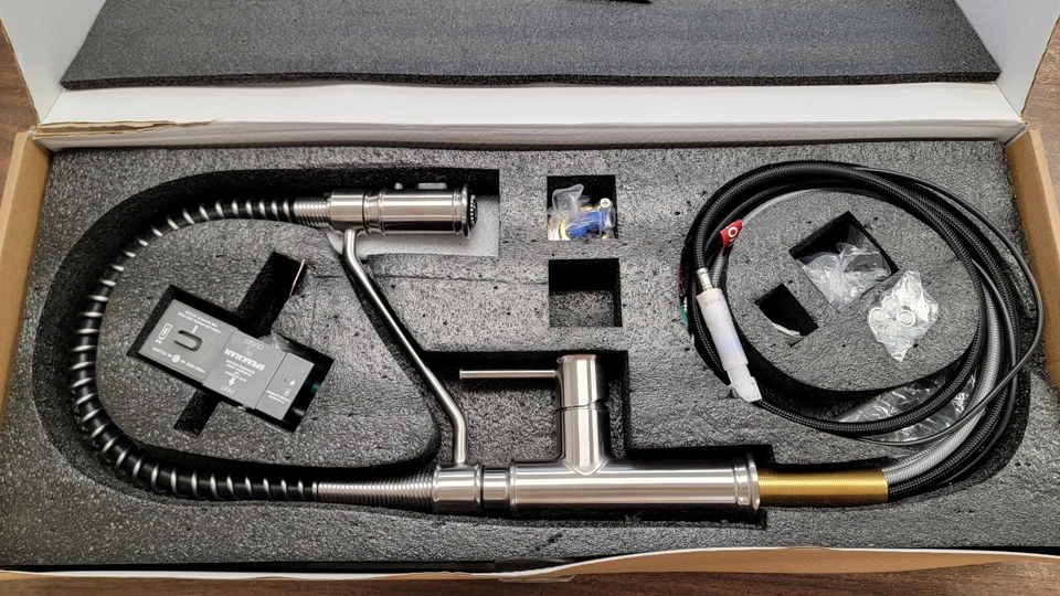 Grifo de cocina Windon Bay Bristol de una sola manija sin contacto | WS2151SS Foto 2 de 4