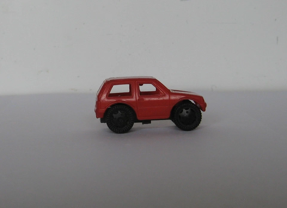 Plastic car NIVA Soviet vintage. USSR 1980 - Image 2 of 4