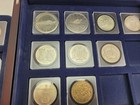 Foto 10 di 12