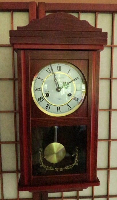 VINTAGE KASSEL 31 DAY CHIME WOOD WALL CABINET MECHANICAL CLOCK w KEY