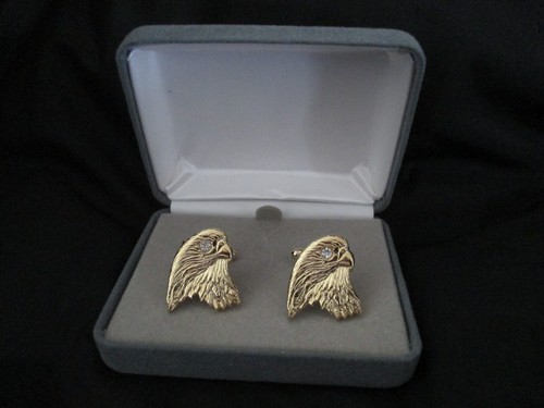 Nuevo con Estuche Cabeza de Águila Tono Dorado Cristal Estrás Ojos Gemelos  - Imagen 2 de 5