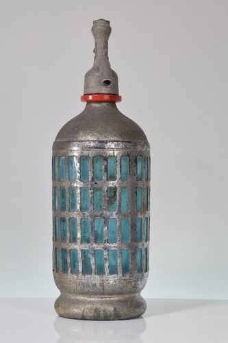 Siphon with metal cover. Glass, metal. France, around 1920. - Picture 2 of 6