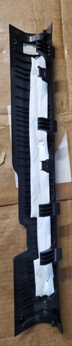Hyundai Tucson Mk3 2018-2021 Front Door Sill Trim N/S/F 85871-D7000 - Picture 2 of 4