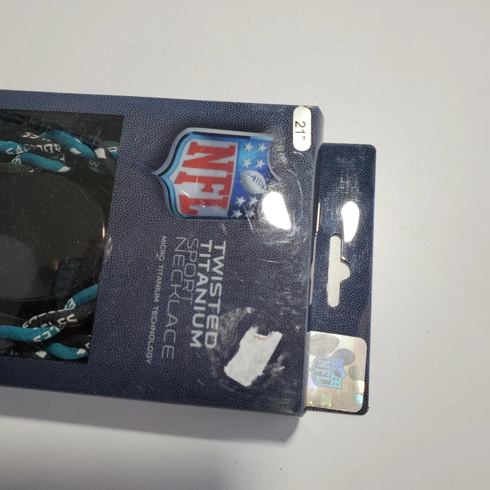 Philadelphia Eagles Necklace Mens Titanium Sport 21 In NFL Football Green Black - Image 3 of 4