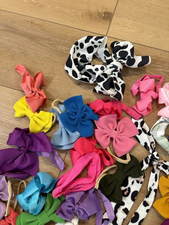 Baby Bows 45 Total A Variety Of Colors - Image 3 of 4