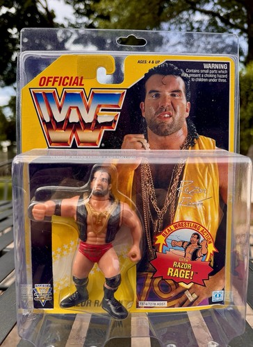 WWF Hasbro Razor Ramon Yellow Card series 5 MOC WW...