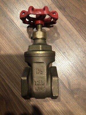 1-1/2'' Bonze Gate Valve  BW WOG, F x F NPT