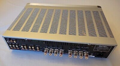 Silver ROTEL RA-1520S Stereo Integrated Amplifier RA-1520 Silver ROTEL RA-1520S Stereo Integrated Amplifier RA-1520