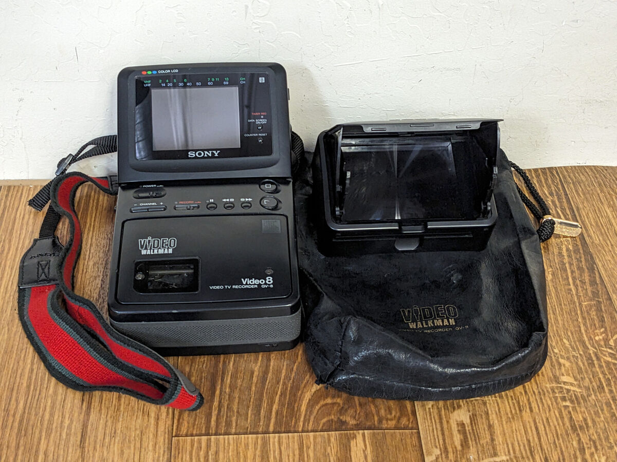 Sony GV-8 Video Walkman Video8 tested; for parts bad screen Sony GV-8 Video Walkman Video8 tested; for parts bad screen