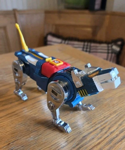 Vintage 1981 Bandai Voltron Blue Lion Golion #4 Y&K Toei Diecast 6" Toy Tawain