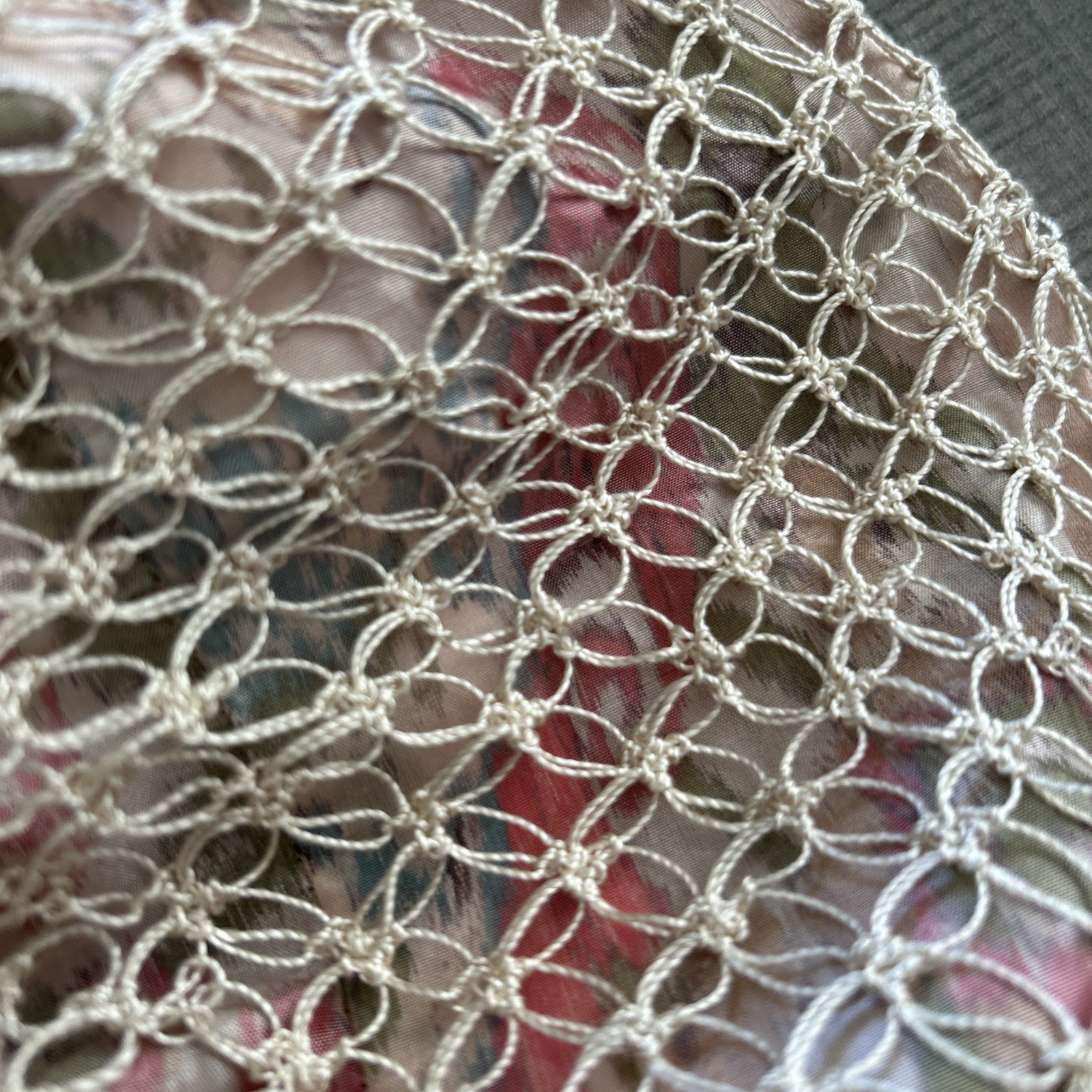 Rare Vintage Delicate Hand Made Pullstring   Cinc… - image 12