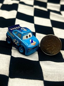 Disney Pixar Cars Blue And Navy 42 Car Dinico