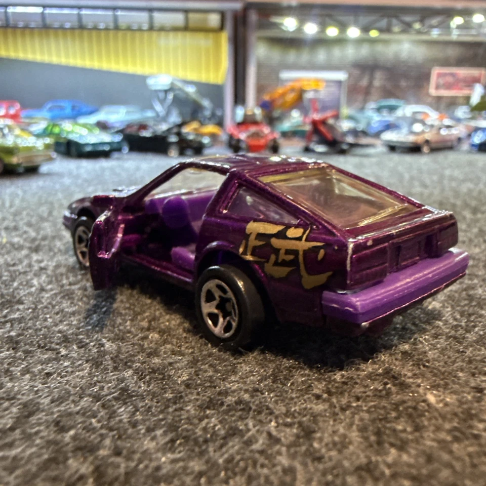 Hot Wheels Datsun 300 ZX 1984 púrpura ⭐️Puertas de apertura ⭐️ Foto 4 de 4