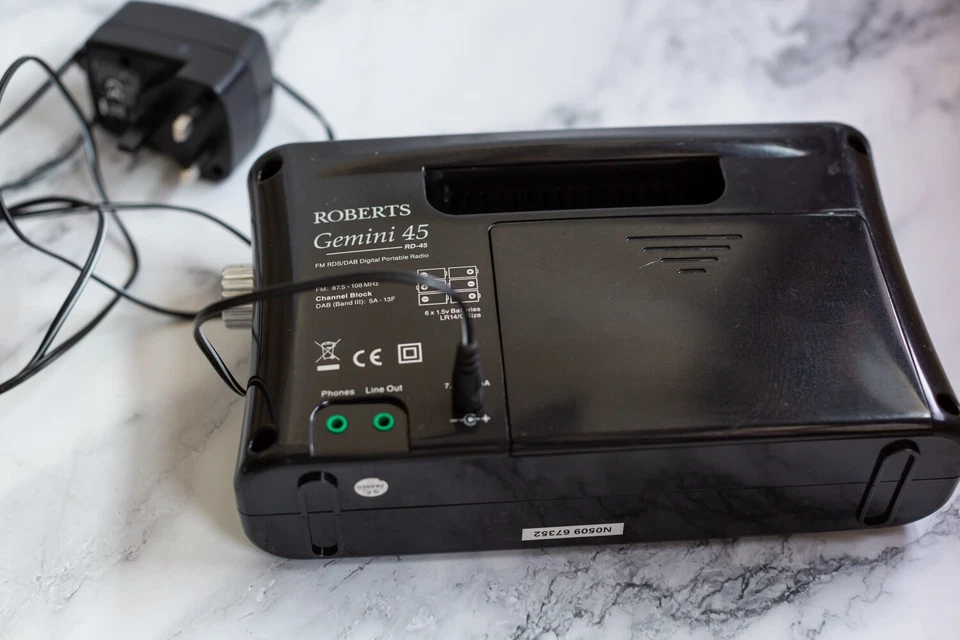 Roberts Gemini 45 RD-45 Digital Radio DAB DAB+ FM RDS - With Power Mains Lead - Image 4 of 4