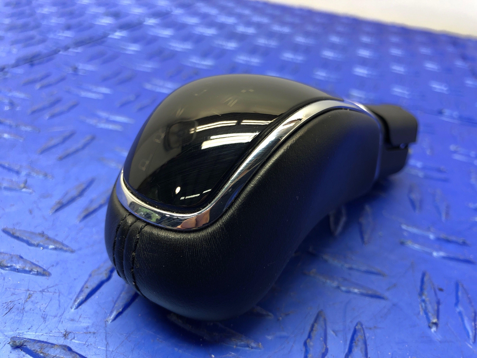 2013-2021 MASERATI QUATTROPORTE M156 AUTOMATIC TRANSMISSION GEAR SHIFTER KNOB