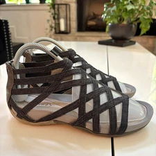 BareTraps Samina Black Strappy Comfort Gladiator Sandals