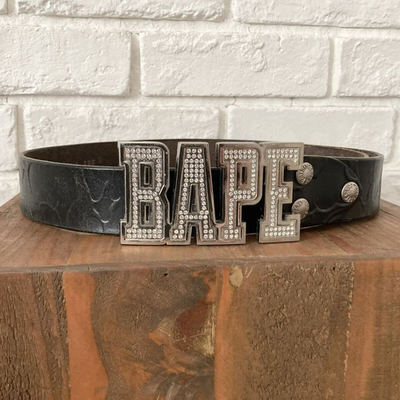 A BATHING APE ベルトストーン付きカモ柄L 90/36 Swarovski × BAPE CAMO Embossed Leather Belt A Bathing Ape Size L