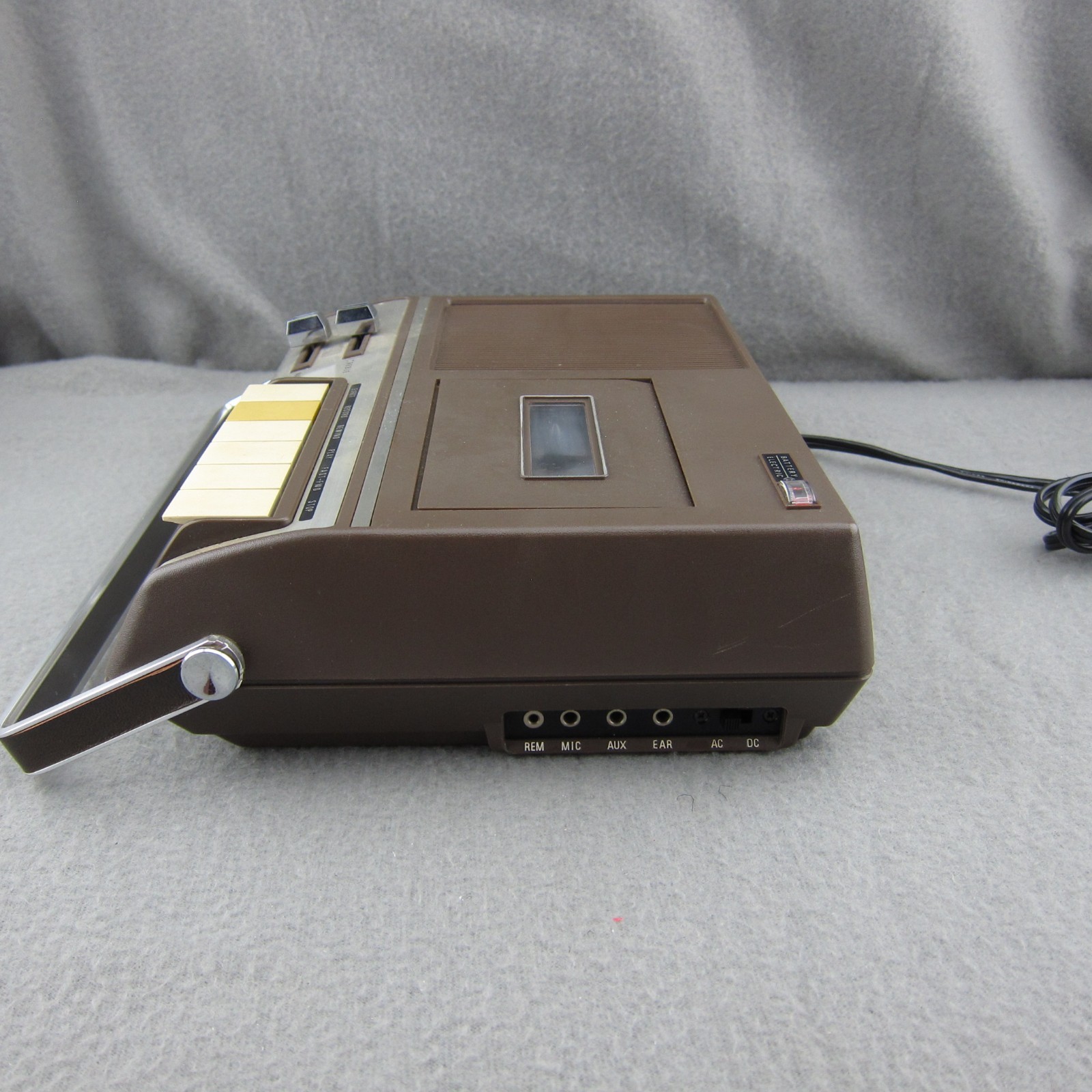 Soundesign Cassette Recorder Model #7628 Battery Electric Tested Working