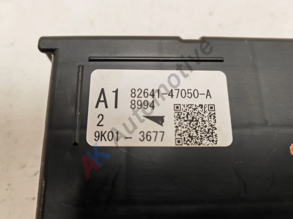 Toyota C-HR 2016-2023 MK1 Fuse Box Control Module 82641-47050-A - Image 4 of 4
