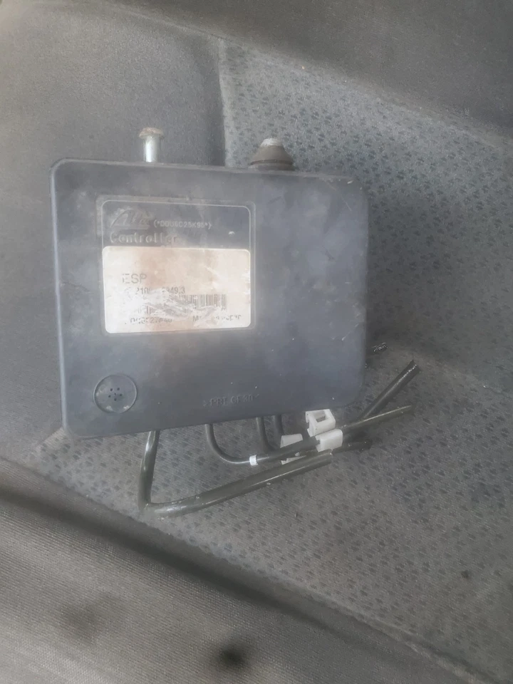 07-09 MODULADOR MÓDULO BOMBA FRENO ABS ANTIBLOQUEO SUZUKI XL-7 Foto 3 de 3