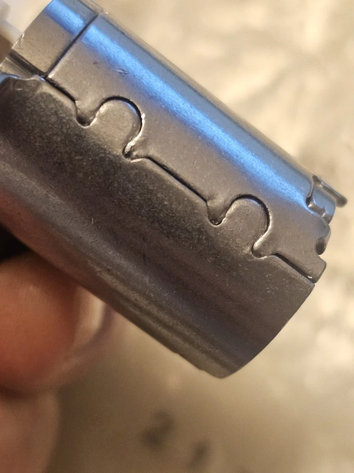 NEW GENUINE INFINITI Q30 QX50 Q60 SKYLINE OIL PUMP CONTROL VALVE 15132HG00C - Image 2 of 4