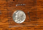 1942  SILVER MERCURY DIME - GRADES "EXTRRMRLY FINE"
