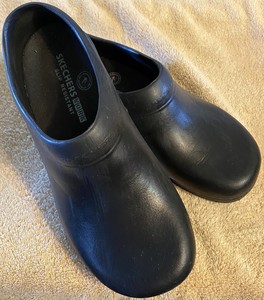 skechers work clogs