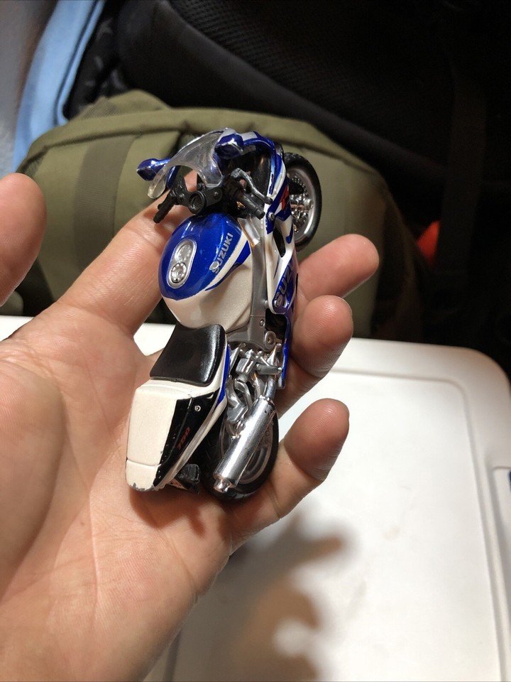 Lot 2 Bikes Hot Wheel Street Power XBlade Yellow Motorcycle & Suzuki