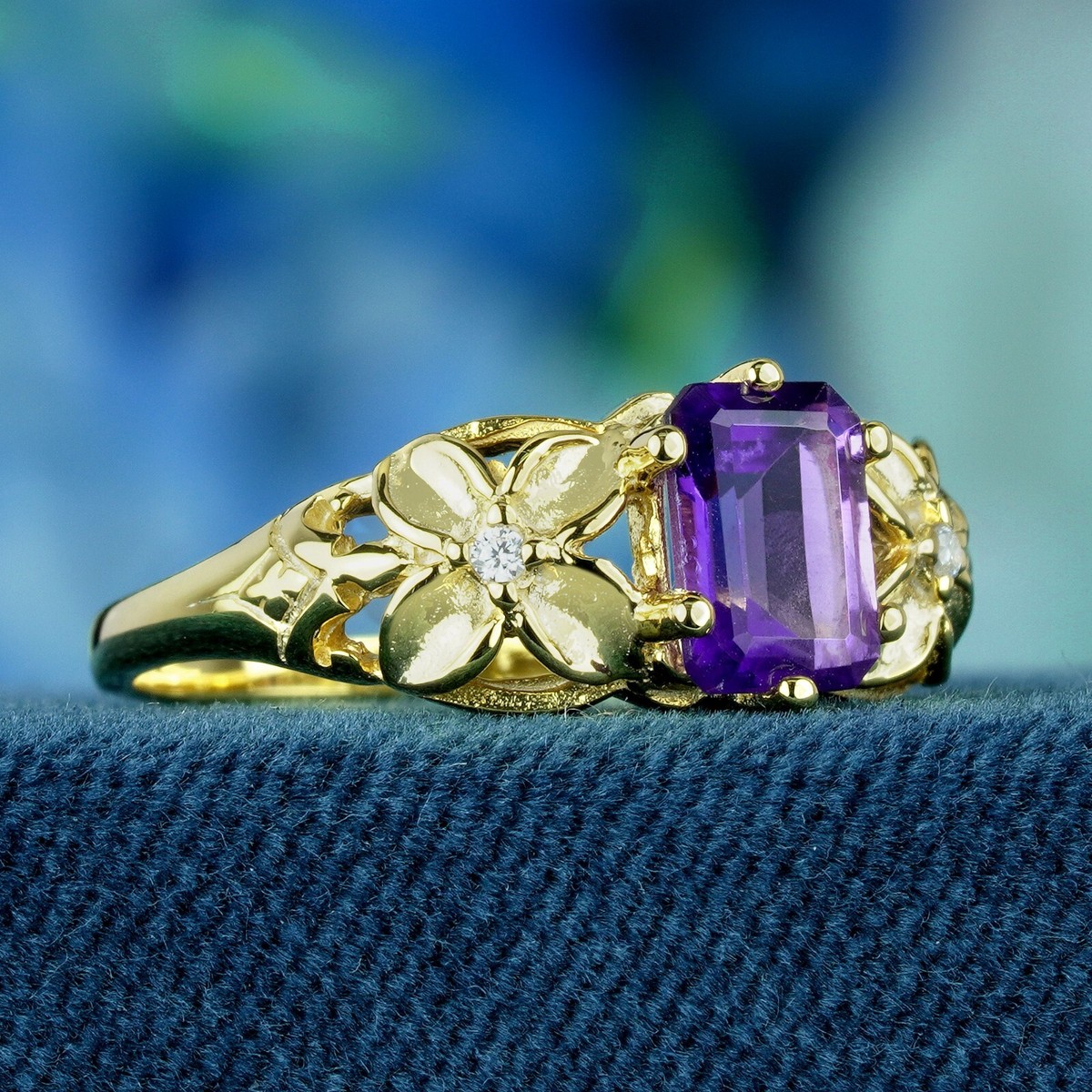 9K Yellow Gold Natural Amethyst and Diamond Vintage Style Floral