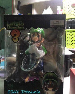  First 4 Figures Luigis Mansion 3 Luigi and Polterpup 9-Inch PVC  Collector Edition Statue, Green : Toys & Games