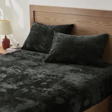 BEDELITE Velvet Fitted Sheet and Pillowcases Set, Luxury Soft Full, Black 