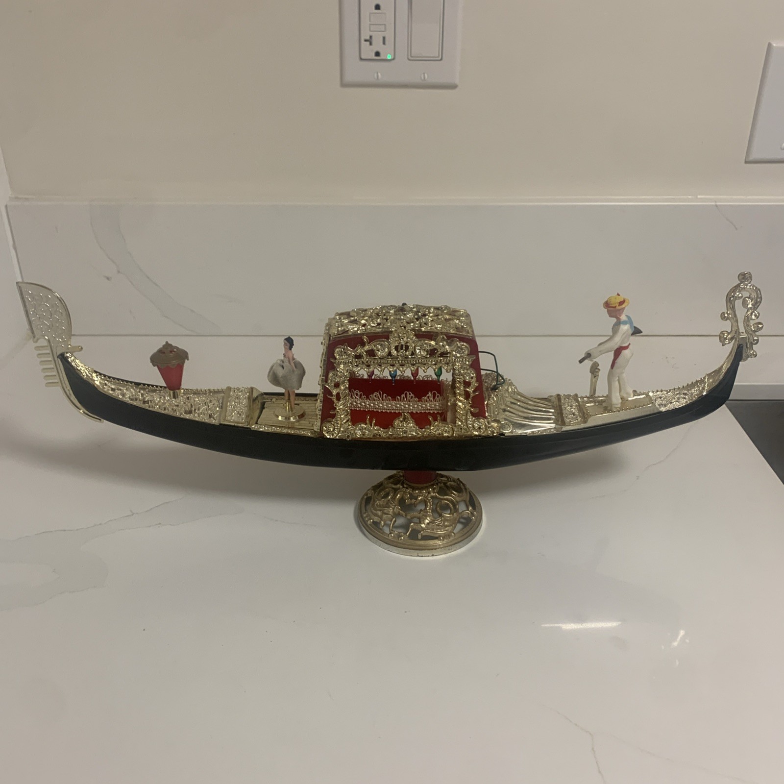 VINTAGE  ITALIAN VENICE SOUVENIR -  GONDOLA WITH DANCER - 60s