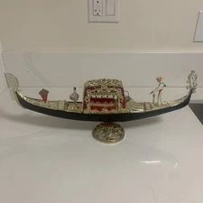 VINTAGE  ITALIAN VENICE SOUVENIR -  GONDOLA WITH DANCER - 60s