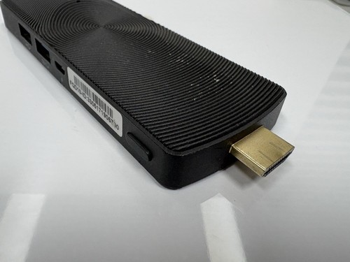 Azulle Access 3 Mini PC Stick Intel J3455 4GB RAM 32GB SSD Win 10 BROKEN ANTENNA - Picture 14 of 15