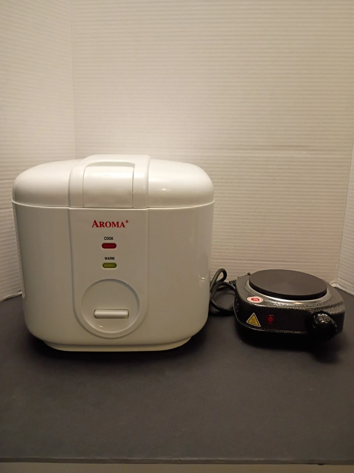 AROMA Rice Cooker/Steamer/Warmer & Hot Plate College Dorm, Apartment, Camping